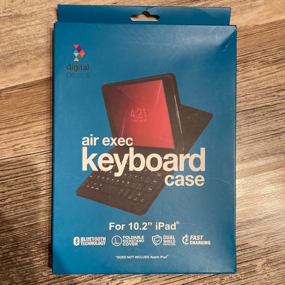 air exec Bluetooth Keyboard with Case IPad fits 10.2 iPad Rose Gold NIB